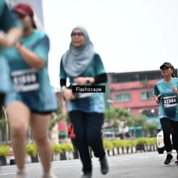 Runner Photo 8932391