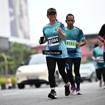 Runner Photo 8932419