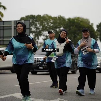 Runner Photo 8932443