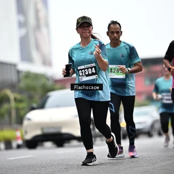Runner Photo 8932444