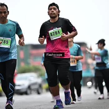 Runner Photo 8932447