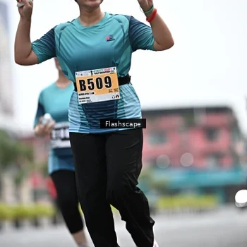 Runner Photo 8932469
