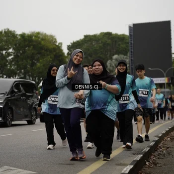 Runner Photo 8932500