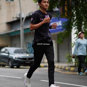 Runner Photo 8932752