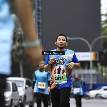 Runner Photo 8932754