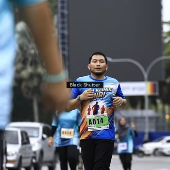 Runner Photo 8932763