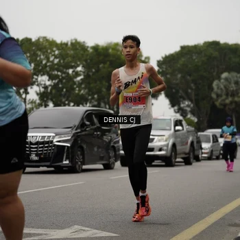 Runner Photo 8932799