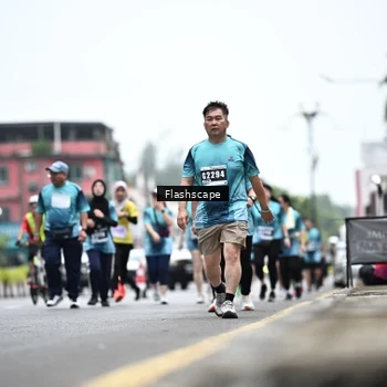 Runner Photo 8932825