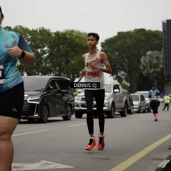 Runner Photo 8932835