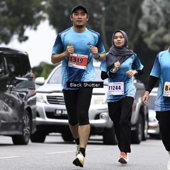 Runner Photo 8932905