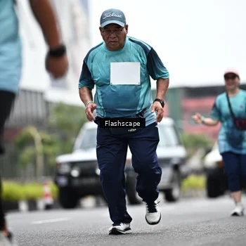 Runner Photo 8932918