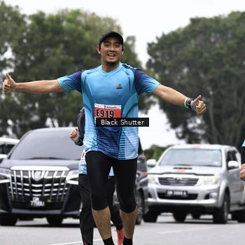 Runner Photo 8932947
