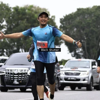 Runner Photo 8932959