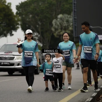 Runner Photo 8932975
