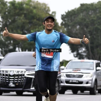 Runner Photo 8932981