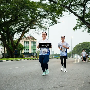 Runner Photo 8933035