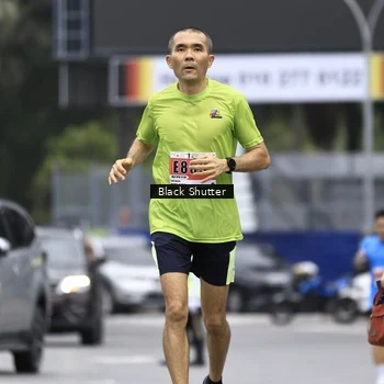 Runner Photo 8933044