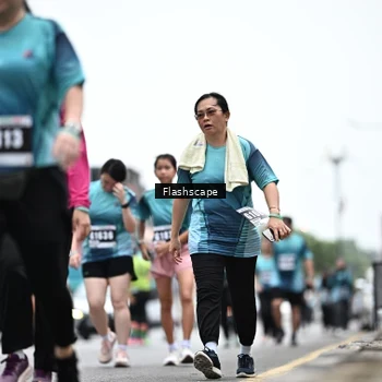 Runner Photo 8933048