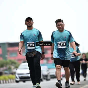 Runner Photo 8933078