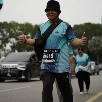 Runner Photo 8933088