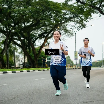 Runner Photo 8933095