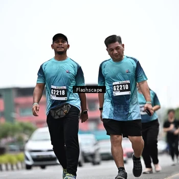 Runner Photo 8933102