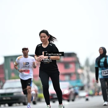 Runner Photo 8933111