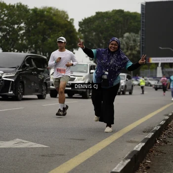 Runner Photo 8933145