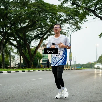 Runner Photo 8933153