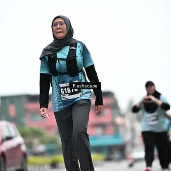 Runner Photo 8933181