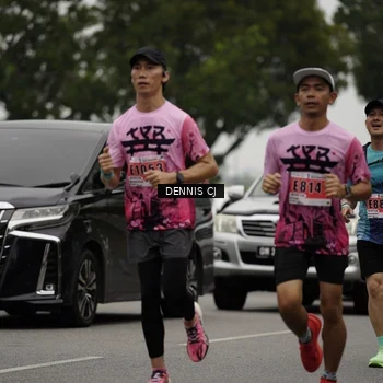 Runner Photo 8933207