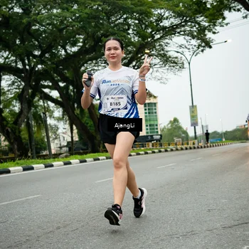 Runner Photo 8933235