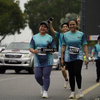 Runner Photo 8933243