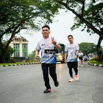 Runner Photo 8933282