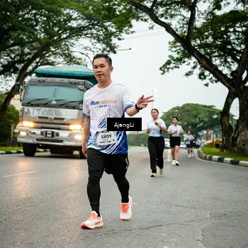 Runner Photo 8933332