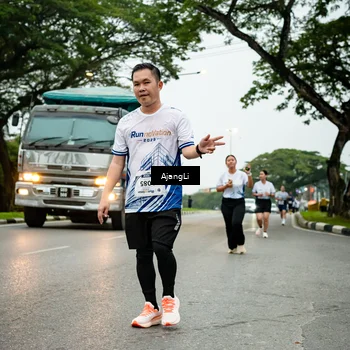 Runner Photo 8933337