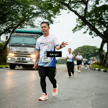 Runner Photo 8933380