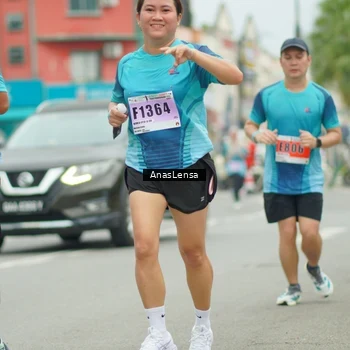 Runner Photo 8933400