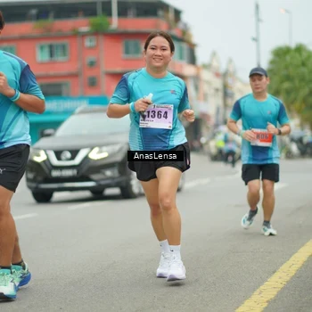 Runner Photo 8933417