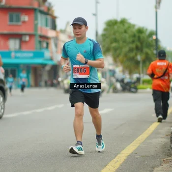 Runner Photo 8933423