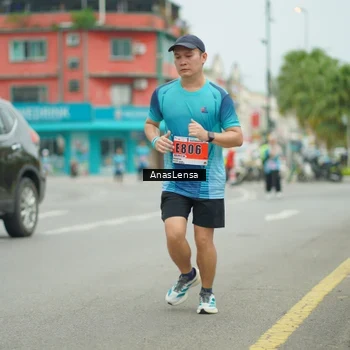 Runner Photo 8933433