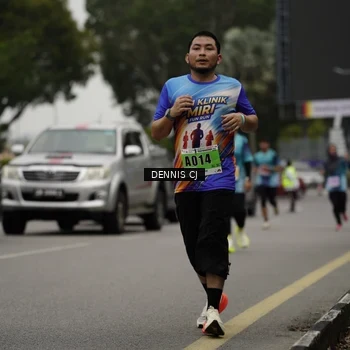 Runner Photo 8933435