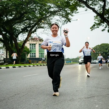 Runner Photo 8933444