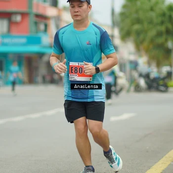 Runner Photo 8933446