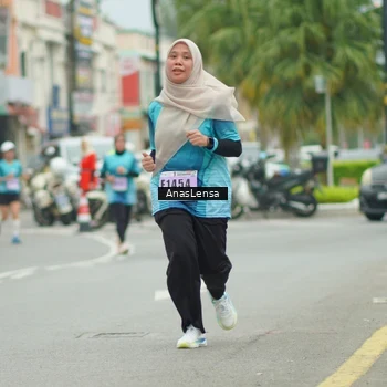Runner Photo 8933453