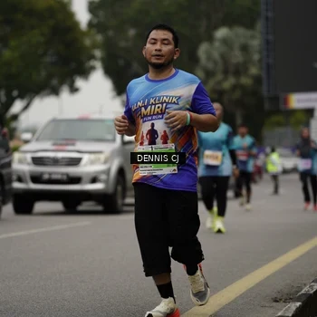 Runner Photo 8933454