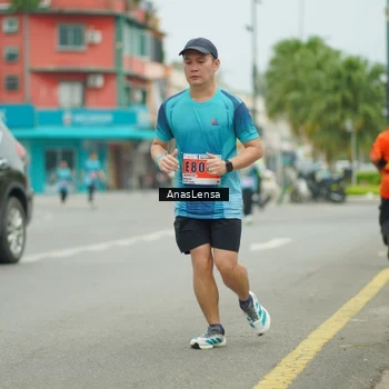 Runner Photo 8933463