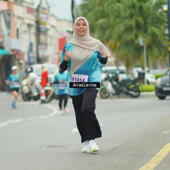 Runner Photo 8933473