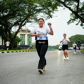 Runner Photo 8933476