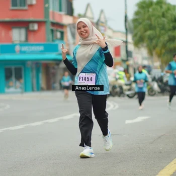 Runner Photo 8933481
